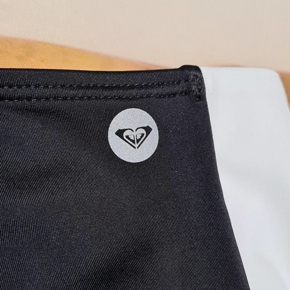 Roxy Fitness Shorty Bikini Bottoms NWT Large - Picture 6 of 7